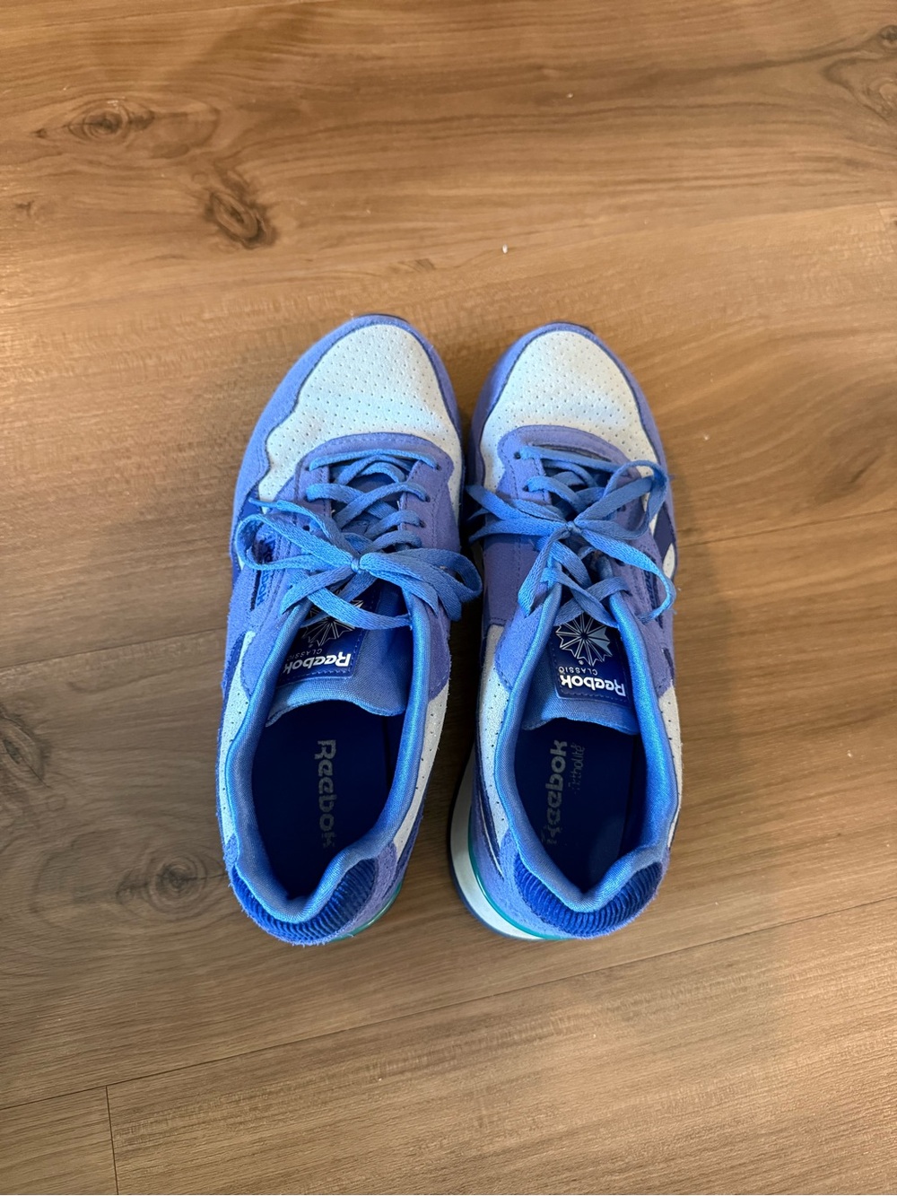 Reebok Women's Light Blue and White Classic Sneakers